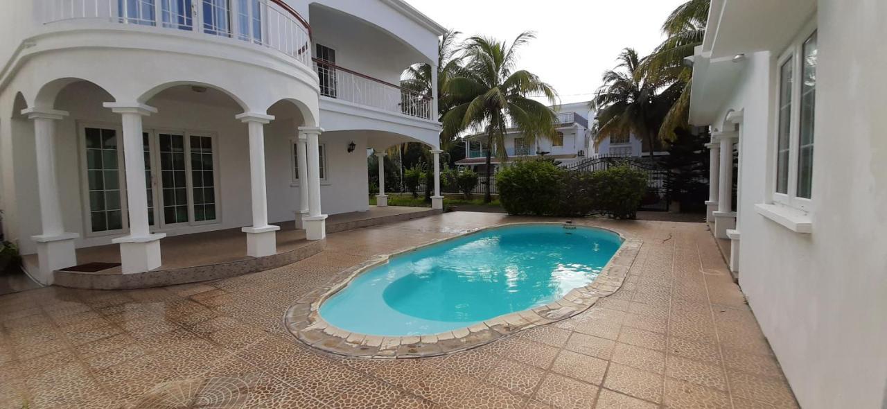 Villa Le Mirage A 150M De La Plage Flic-en-Flacq エクステリア 写真